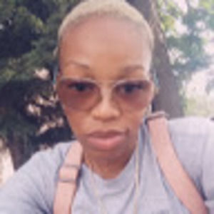 Meet your Posher, Adrianna